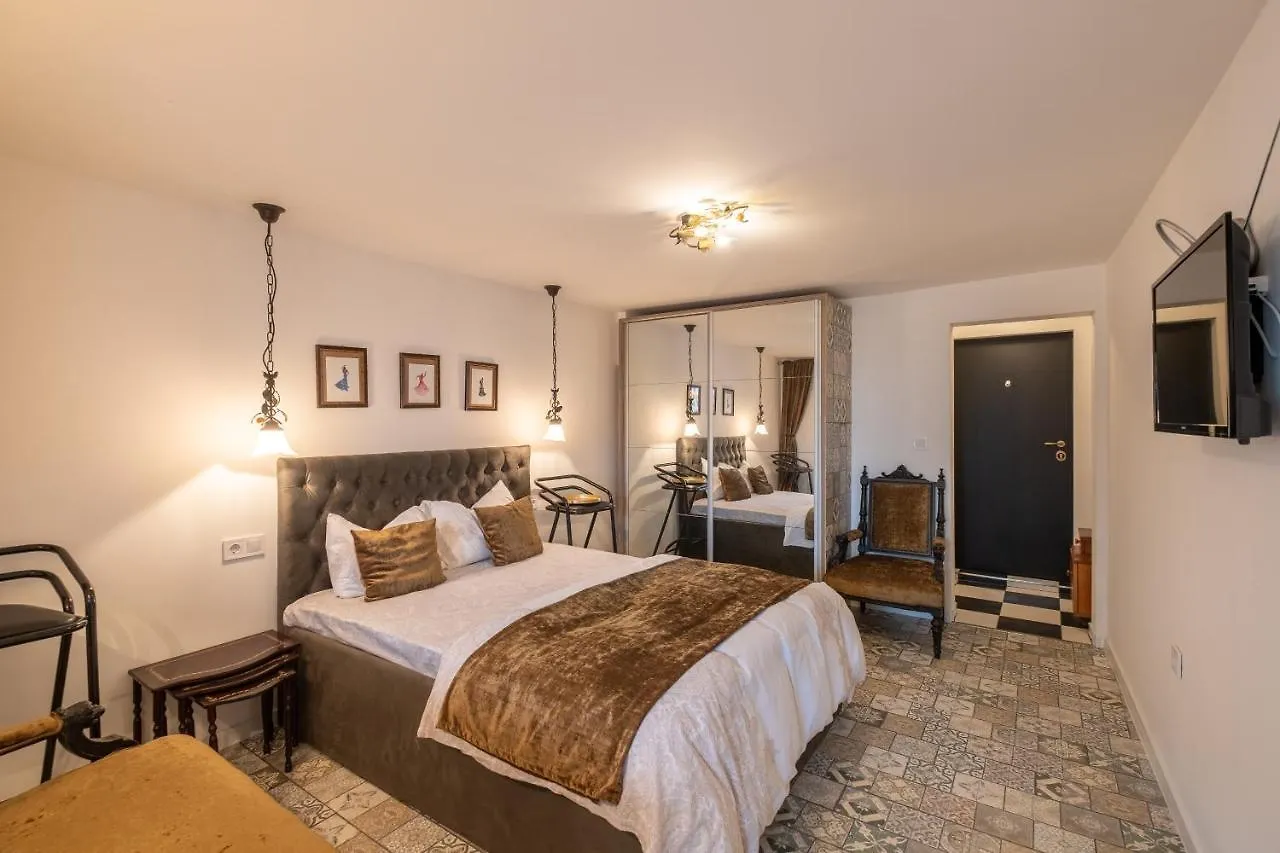 The Little Things Luxury Studio Apartment Sofia